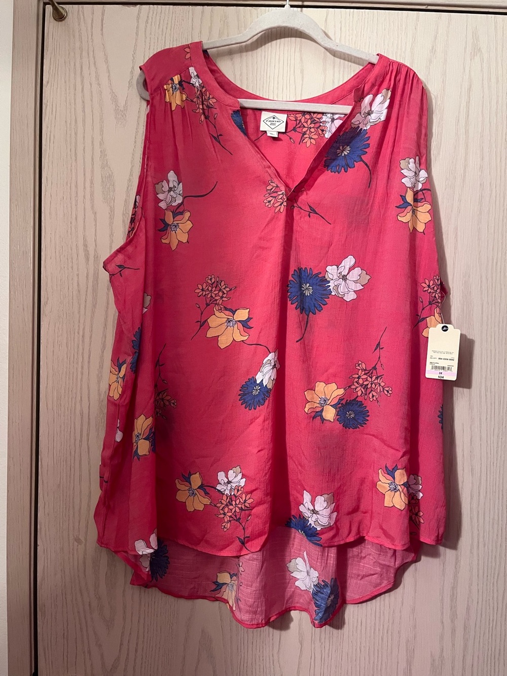 St. John's Bay Coral Floral V-Neck Sleeveless Camisole